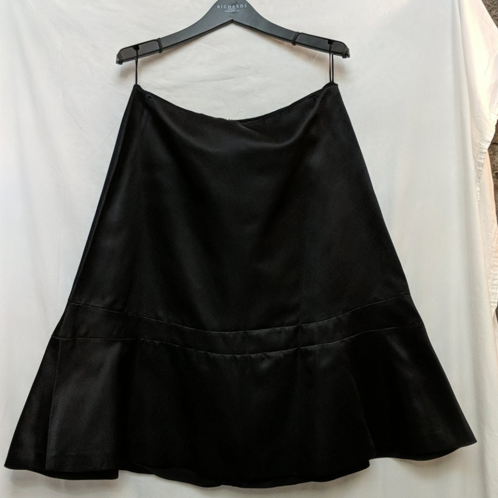 SOLD RR - Jil Sander black silk A-line tulip hem midi-skirt